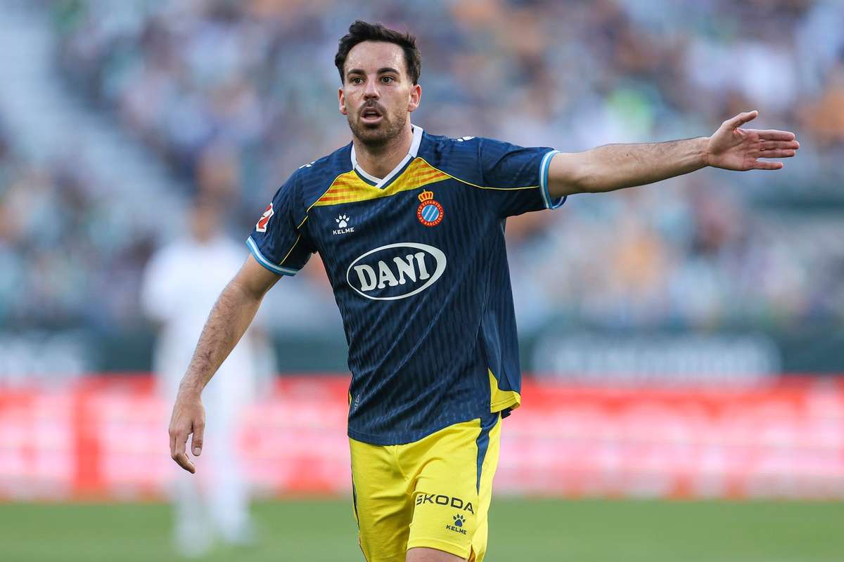 LaLiga: Edu Expósito representa a esperança do Espanyol no dérbi catalão