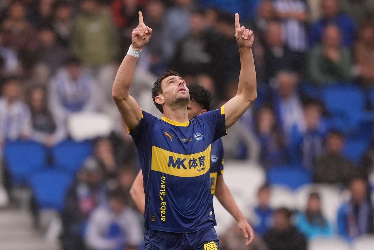 Alavés in difficoltà in LaLiga conquista punto allultimo istante in partita a sei gol con la Real Sociedad