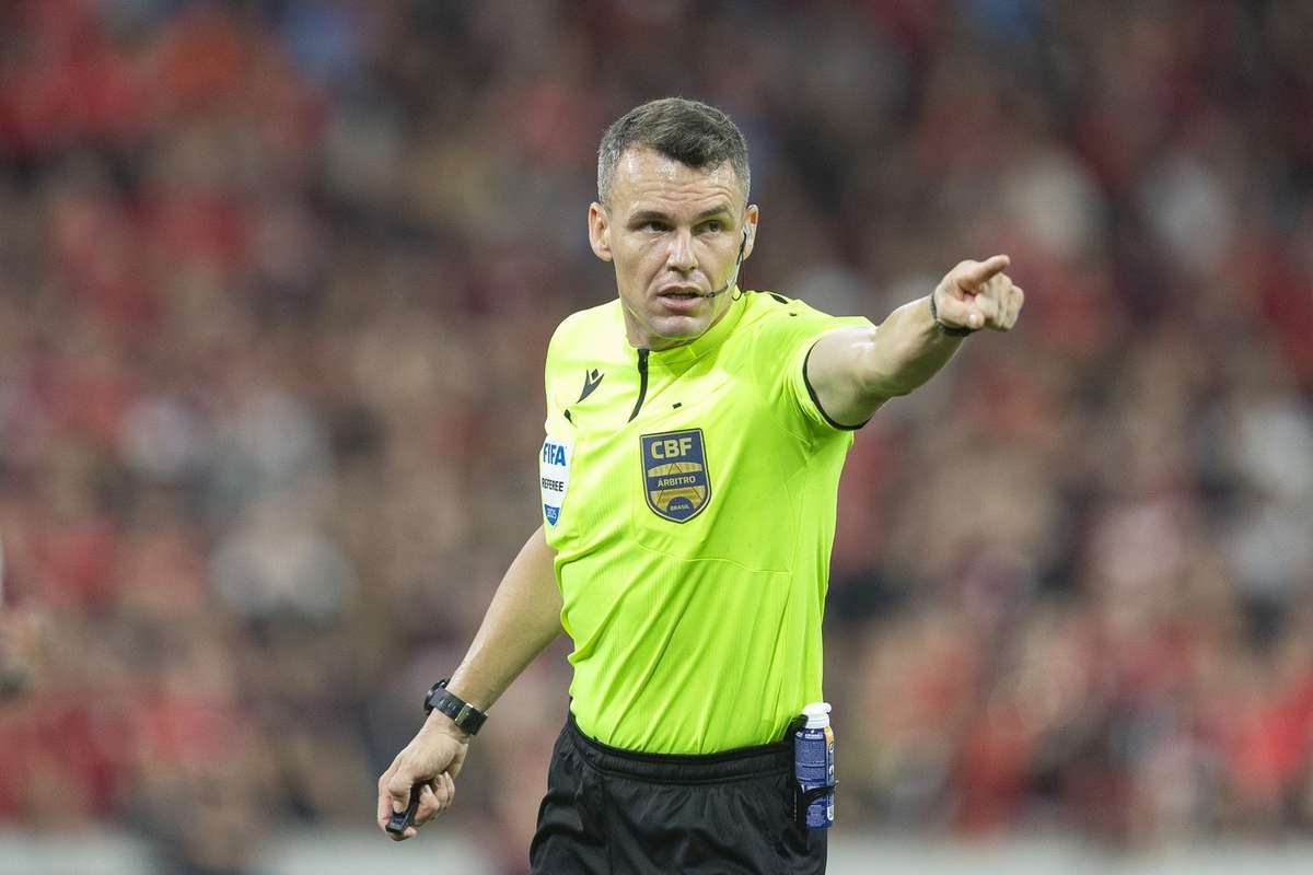 Mirassol manifesta indignação com a arbitragem após revés: "Disse nos para irmos chorar no balneário"