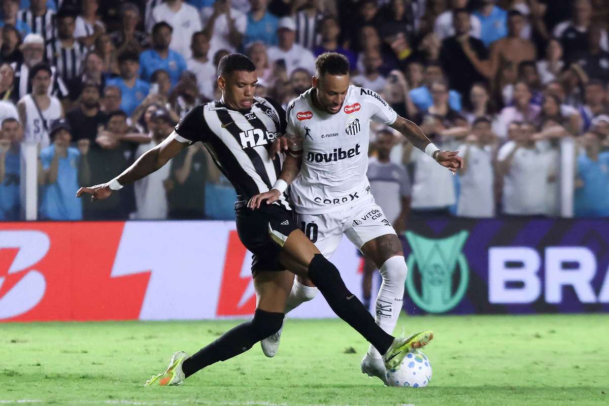 Neymar en gran forma lidera la victoria del Santos frente al Mineiro y lo distancia del fondo