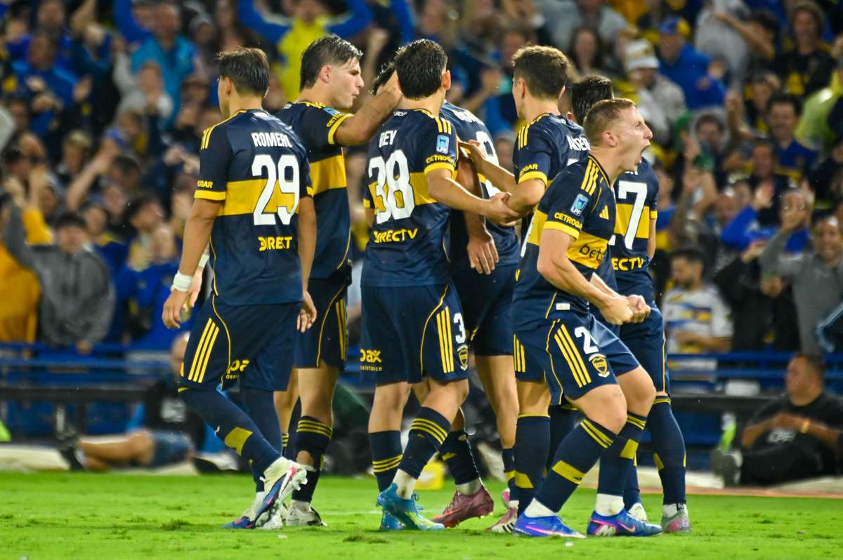 Boca evita la derrota frente a Independiente en medio de controversia