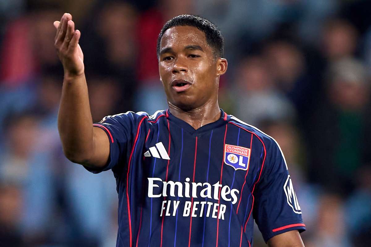 Do entusiasmo inicial às incertezas: Endrick procura resgatar o fulgor no Lyon