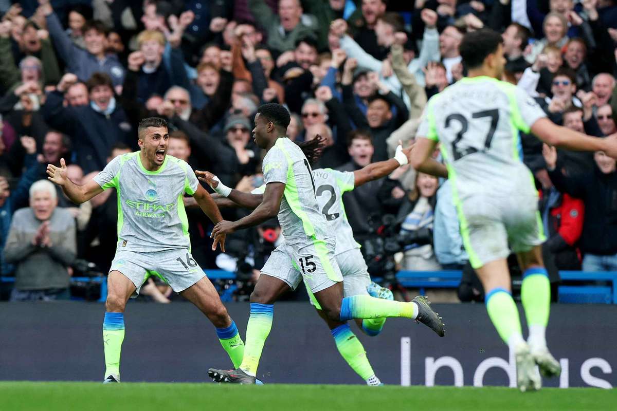 El Manchester City aprieta al Arsenal con un claro triunfo sobre el Chelsea (0-3)