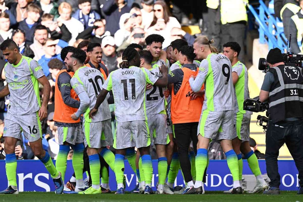 ManCity profitiert von Arsenal-Fehler: 3:0-Sieg gegen Chelsea