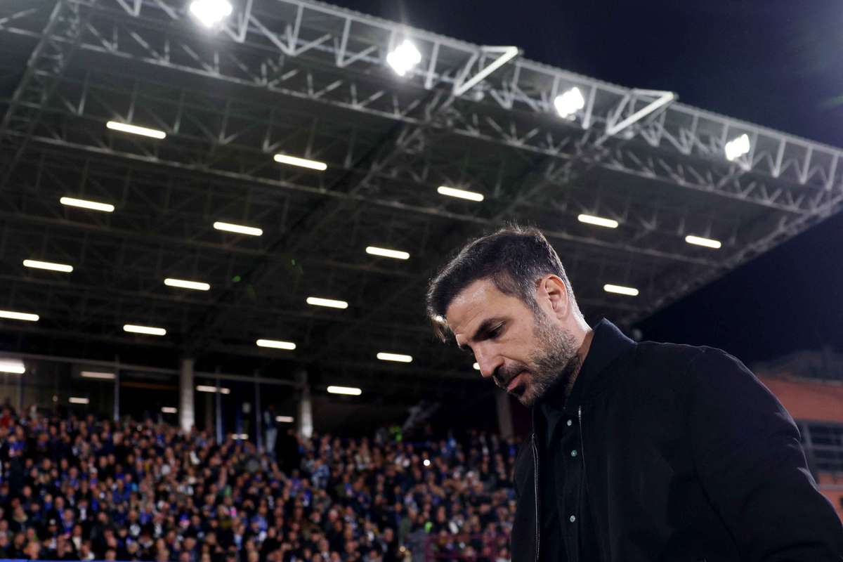 Fàbregas sente orgulho após duelo contra o Inter: "Os jogadores merecem muitos elogios"