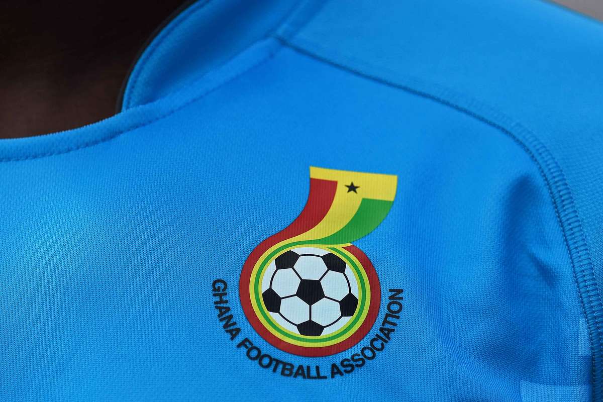 Un footballeur ghanéen succombe après lagression du minibus de son équipe au Ghana