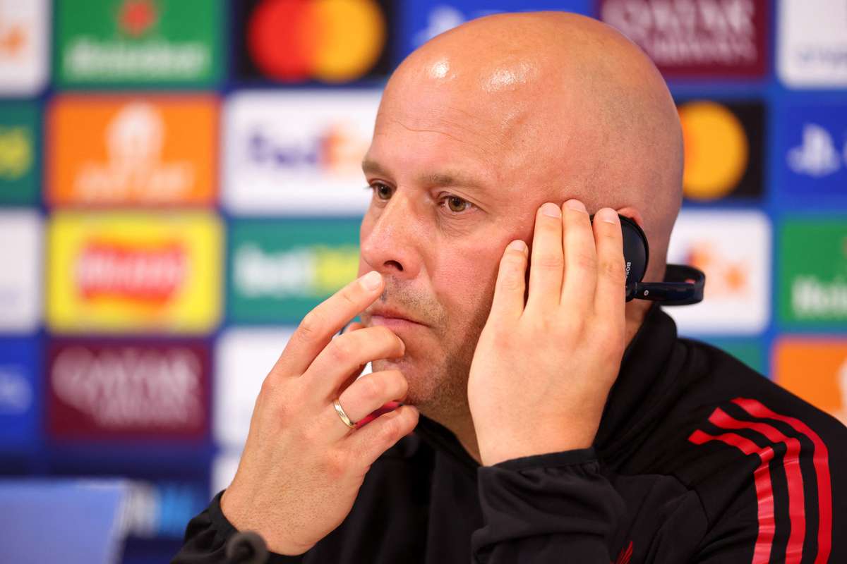 Arne Slot confessa che il Liverpool richiedera una prestazione straordinaria contro il PSG