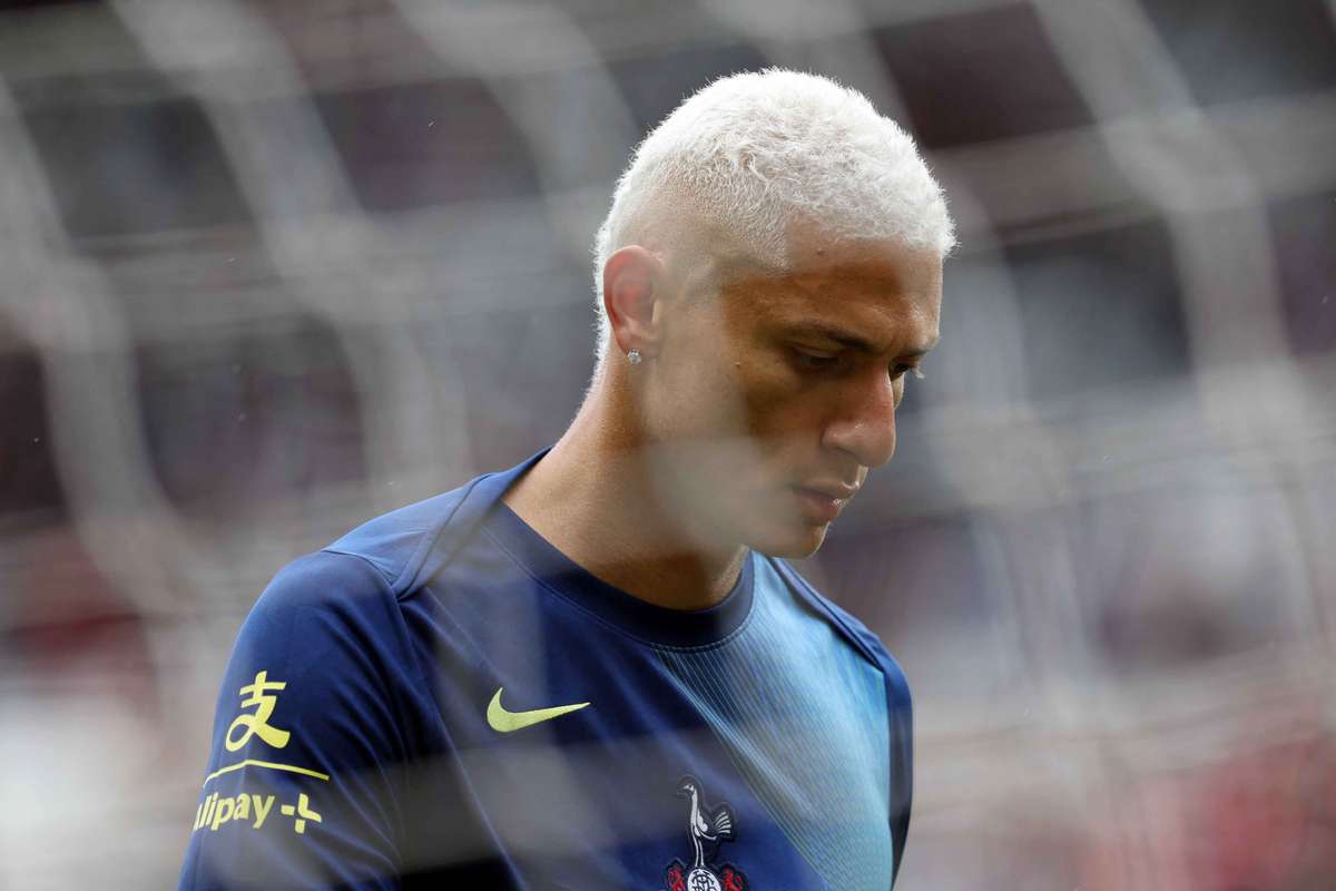 Richarlison aborda depressão e ideias suicidas após Mundial de 2022 Poço sem fundo