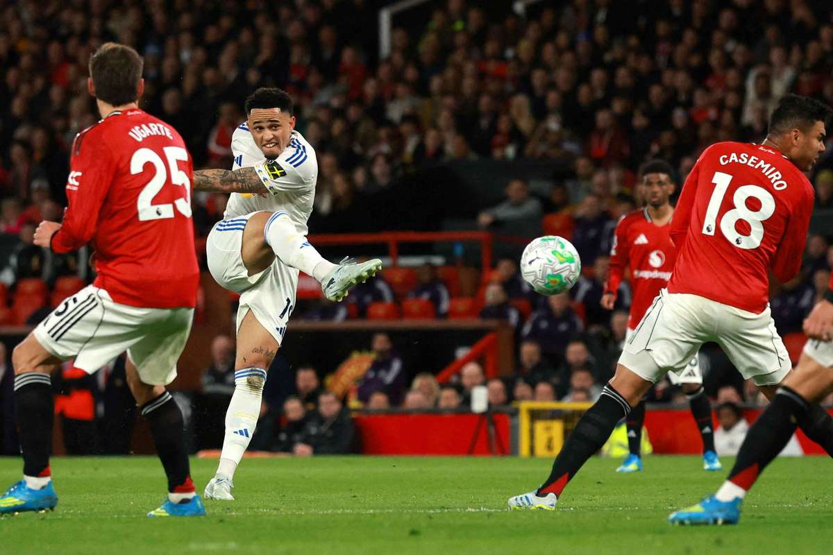 Okafor erzielt Doppelpack: Manchester United unterliegt Leeds, Martinez fliegt raus