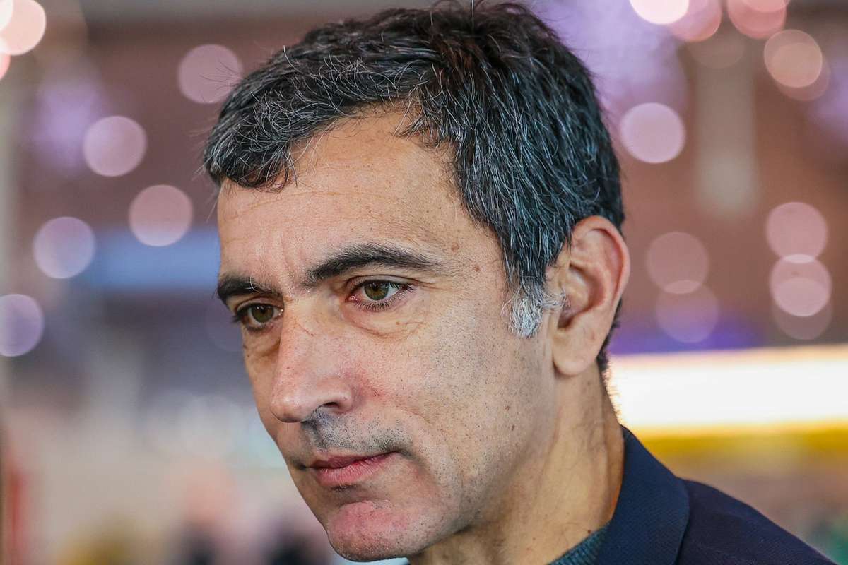 António Miguel Cardoso renuncia à liderança do Vitória SC e descarta nova candidatura