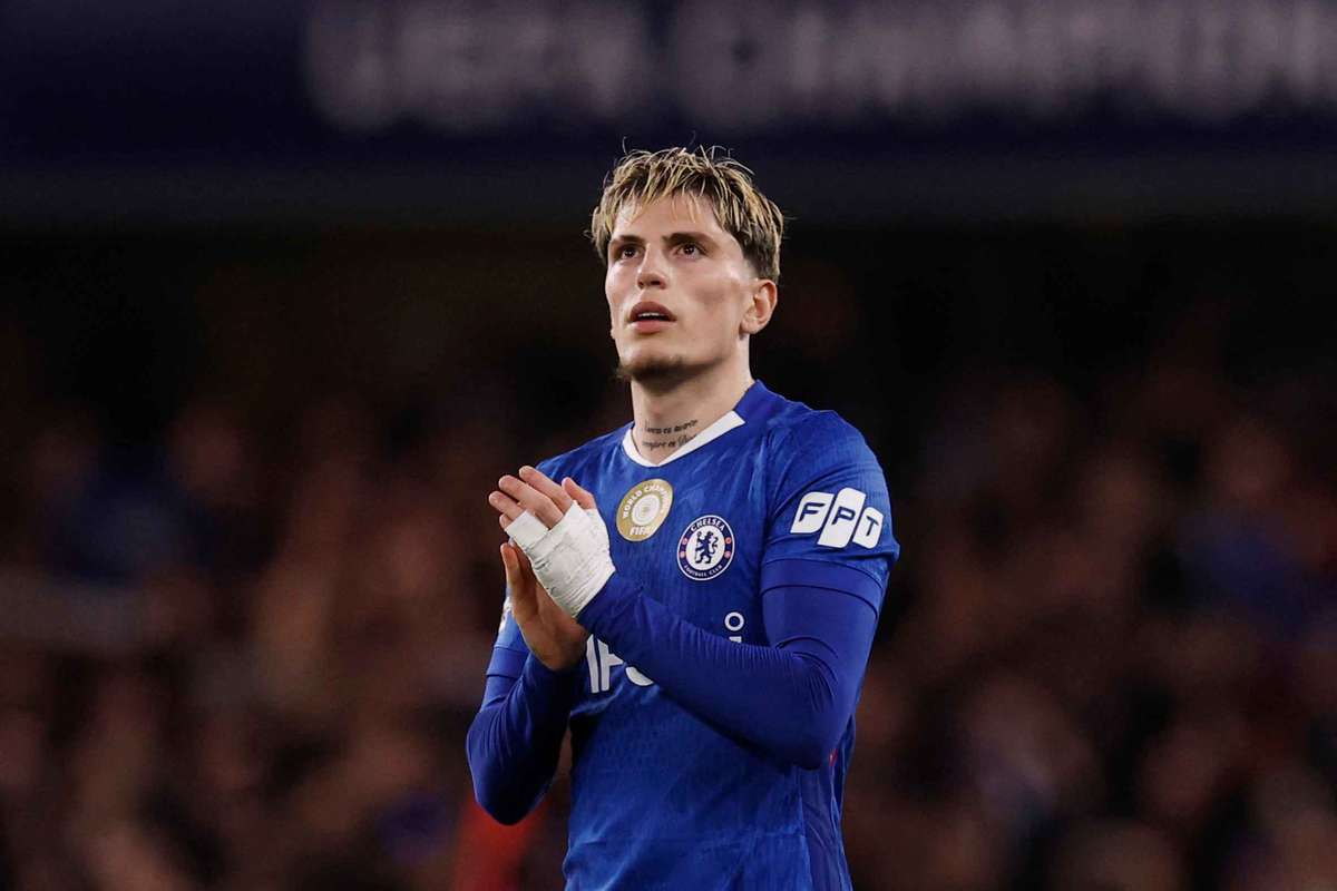 Garnacho borra publicaciones vinculadas al Chelsea antes de volver a Old Trafford