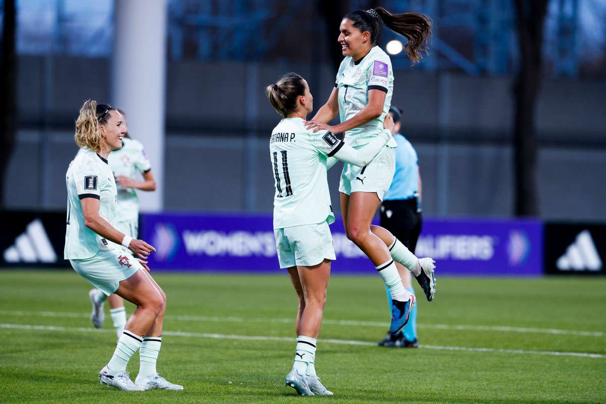 Feminino: Kika Nazareth desejava mais golos na Letónia, Daniela Areia Santos contente com a estreia