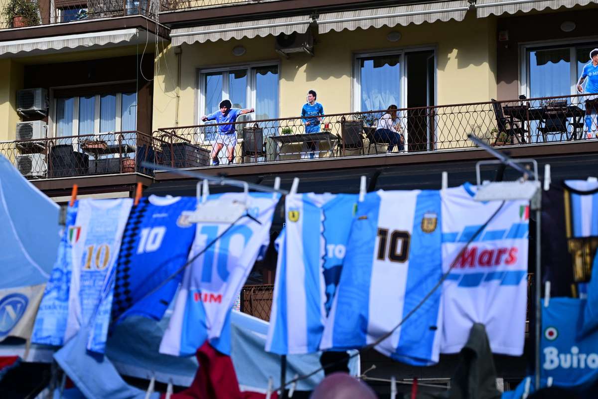Um ano depois do escândalo inicia se novo julgamento pela morte de Maradona