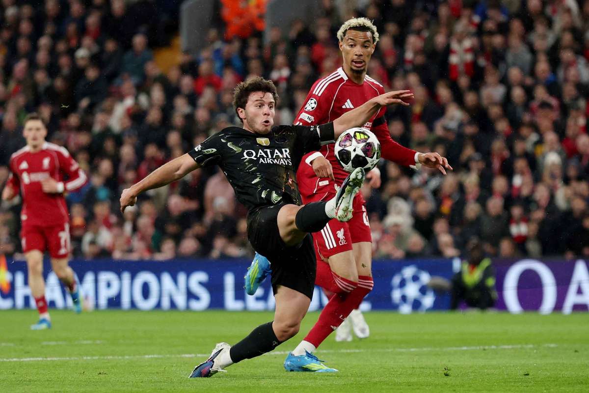 Znepokojený trenér Liverpoolu Arne Slot přiznává, že zranění Huga Ekitikeho vypadá opravdu špatně