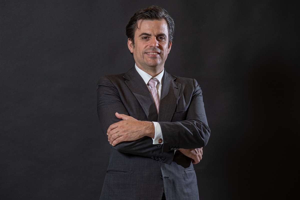 Debate sobre o modelo de venda de direitos na assembleia geral da liga de clubes