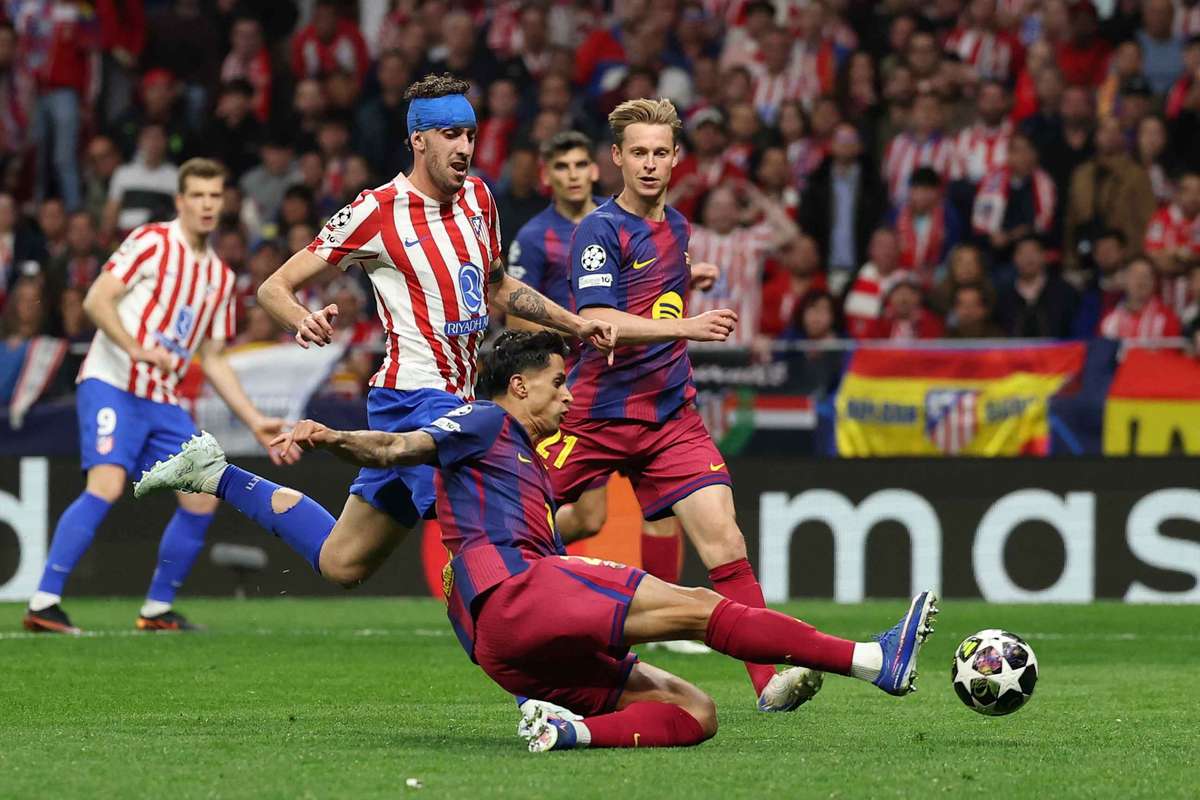 De Jong: "Barcelona requer apenas um toque de sorte para vencer a Liga dos Campeões"