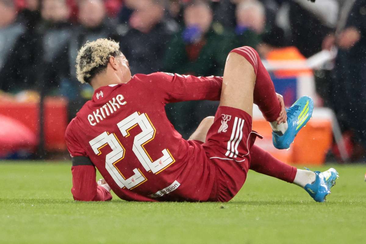 Didier Deschamps anuncia que Hugo Ekitiké não participará no Mundial de 2026