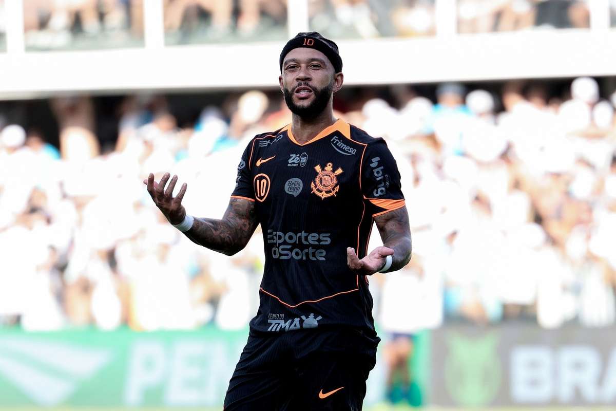 Memphis prolongará su baja por un fallo médico en el Corinthians