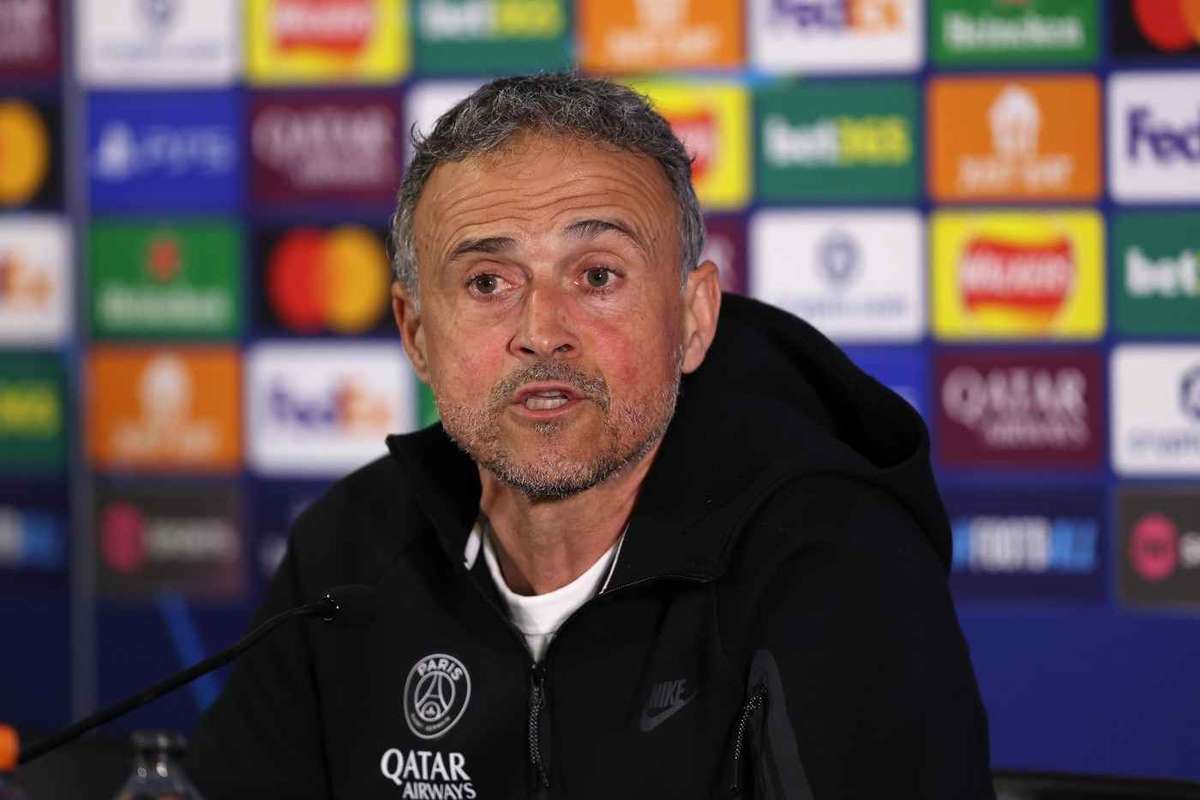 Luis Enrique próximo de prolongar vínculo com o PSG e atrapalha aspirações do Manchester United