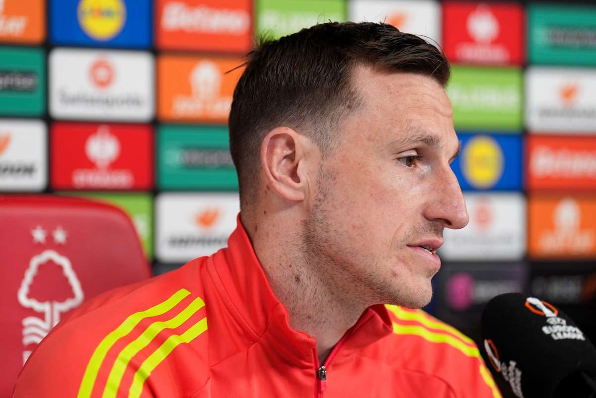 Chris Wood do Nottingham Forest e rival do FC Porto precisará gerir lesão no joelho pelo resto da vida