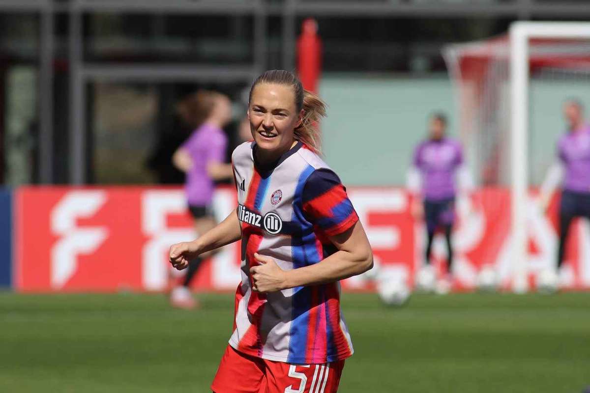 Doppelte Rolle beim FC Bayern: Spielerin Eriksson scoutet für das Männerteam