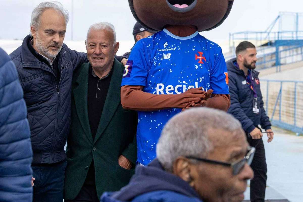 Líder do Belenenses evoca Vicente Lucas como lenda e imortal