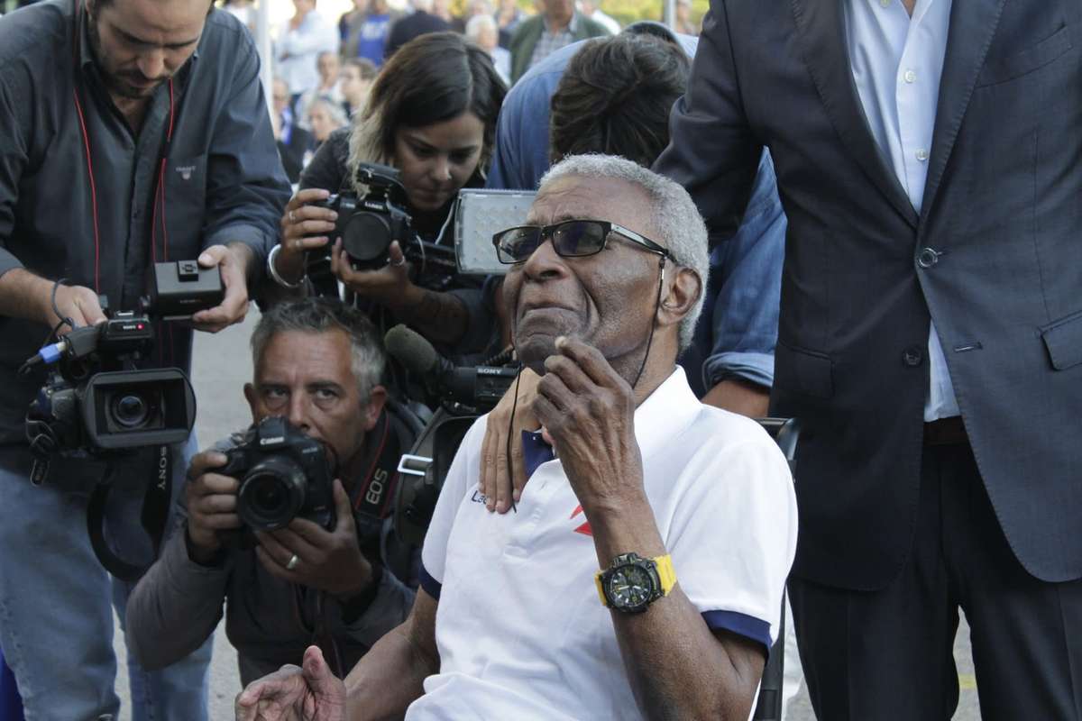 António Simões lembra que Pelé nunca olvidou confronto com Vicente Lucas em 1966