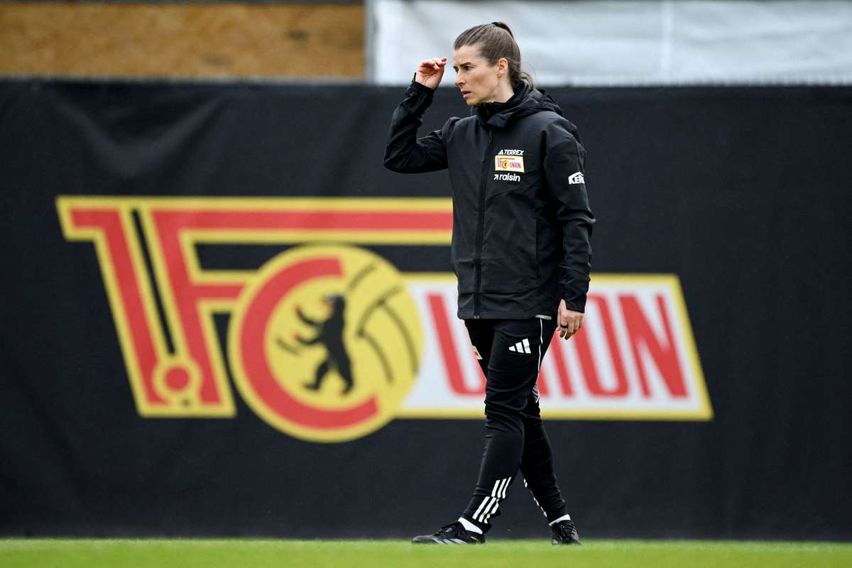 Marie-Louise Eta no Union Berlim prioriza os objectivos na Bundesliga apesar do interesse mediático