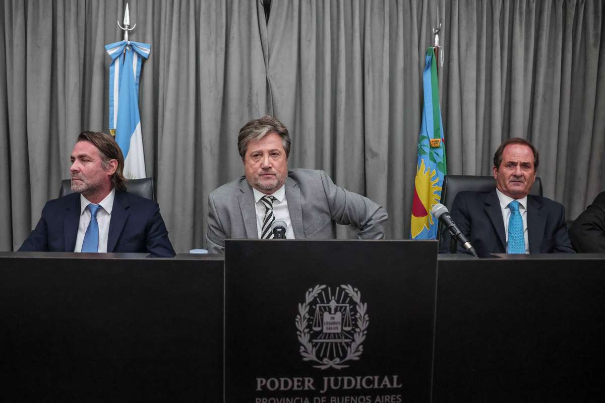 "Je suis innocent", affirme l'ex-médecin de Maradona, mis en cause dans le procès sur son décès