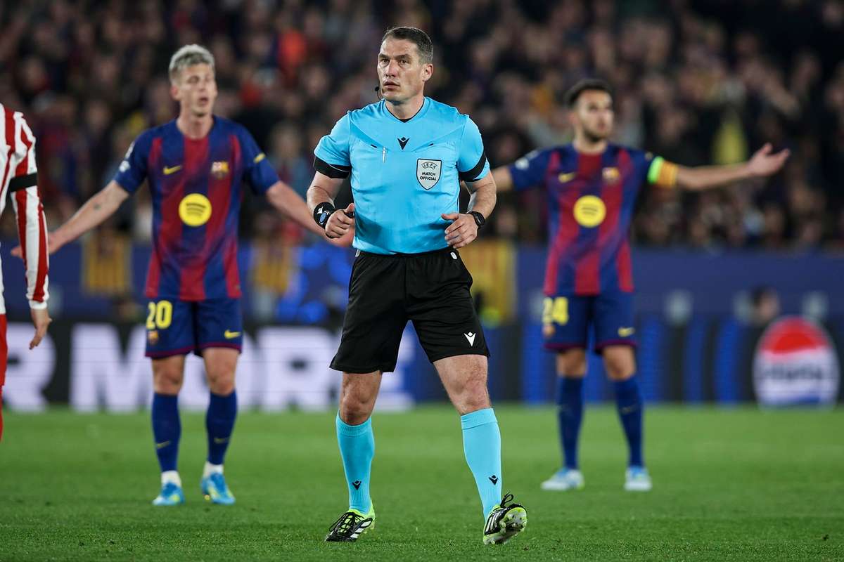 Barcelona entrega nova reclamação sobre arbitragem à UEFA após saída da Liga dos Campeões
