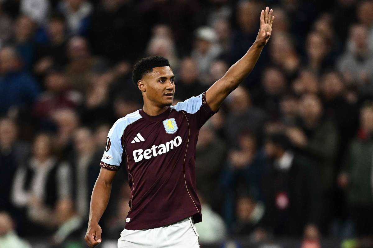 Aston Villa écrase Bologne et affrontera Nottingham Forest en demi finale de l Europa League