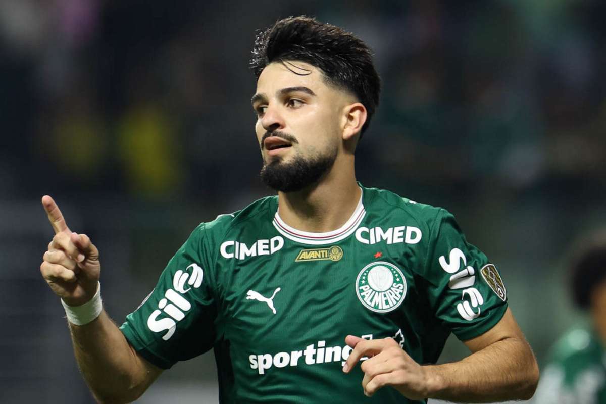 Libertadores: Palmeiras derrota Sporting Cristal e toma liderança do grupo (2-1)