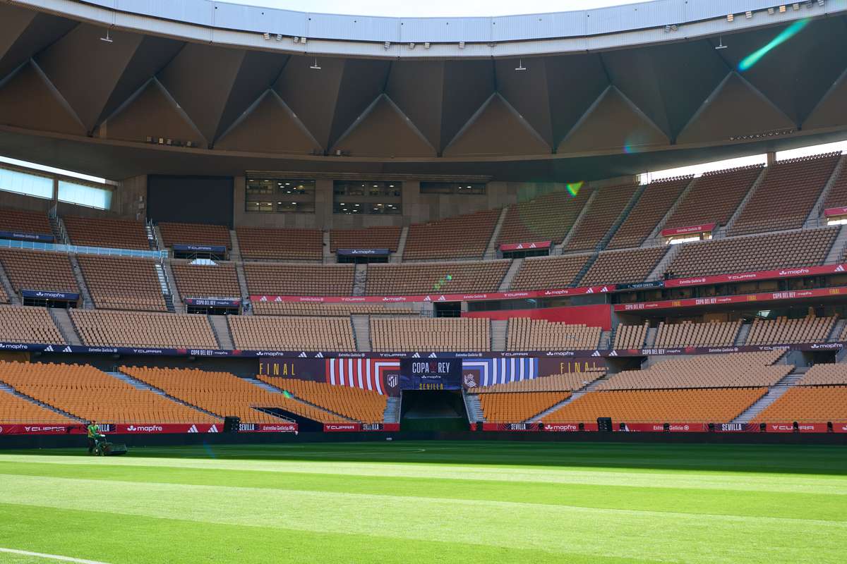 Cómo se presenta el Estadio de La Cartuja para la final de la Copa despues del encuentro europeo del Betis