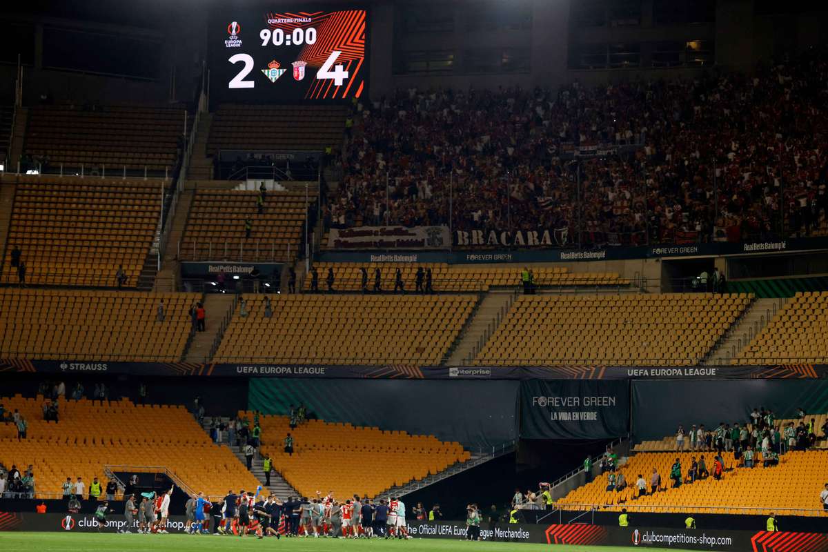 Betis expressa arrependimento pelo alarme de evacuação no encontro frente ao Sporting de Braga