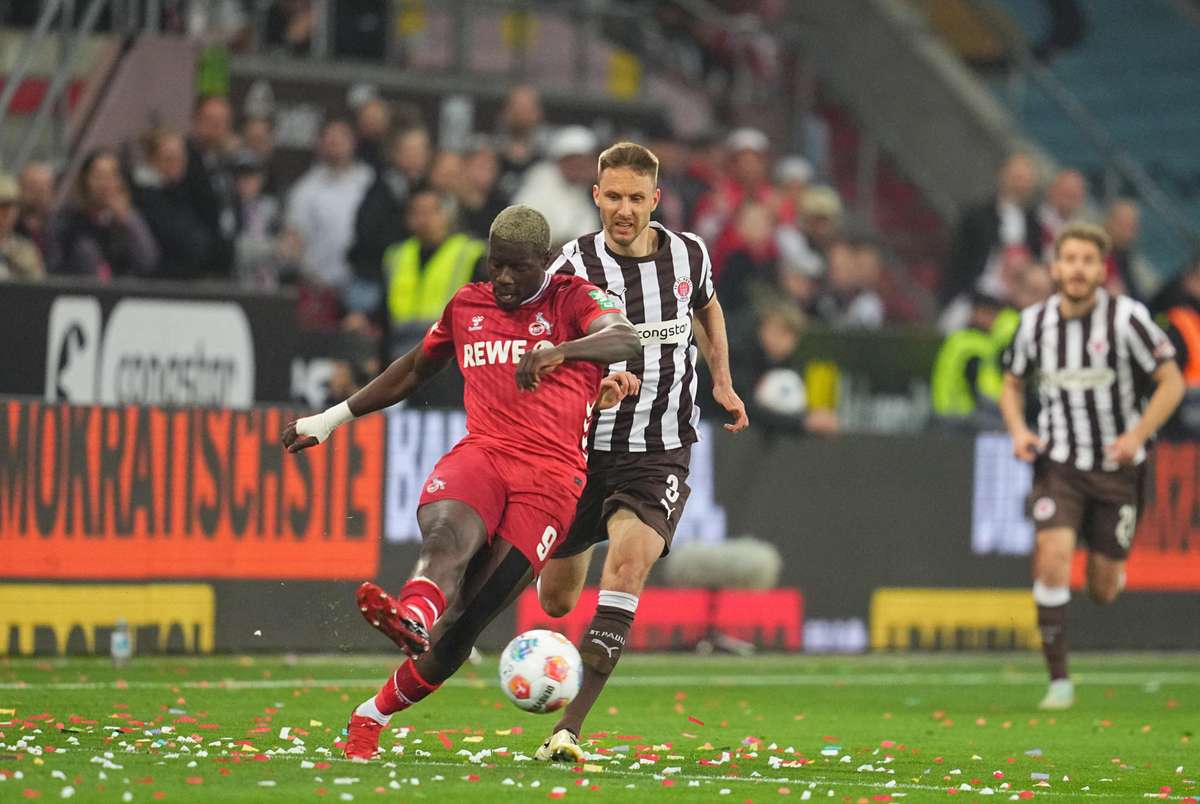 Bundesliga: Waldschmidt garante empate ao Colónia e complica situação do St. Pauli (1-1)