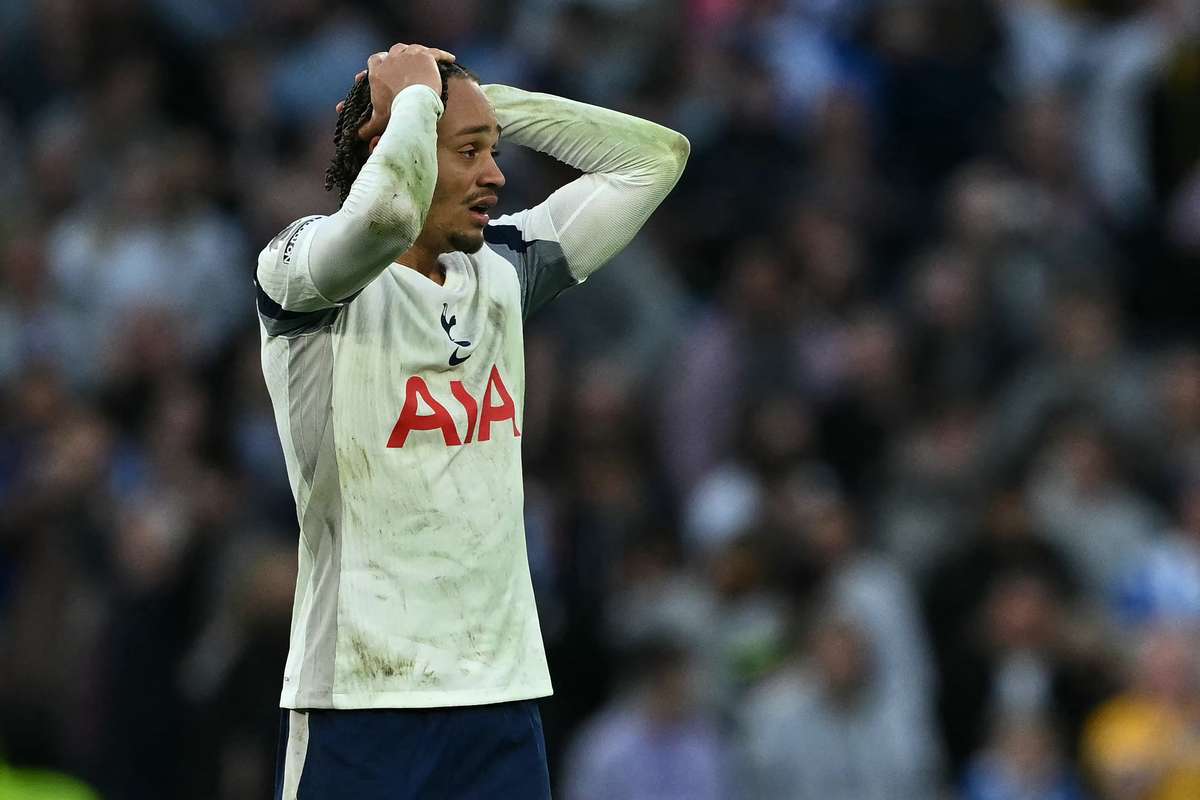Tottenham permite empate ao Brighton nos minutos finais e agrava posição na luta pelo descenso