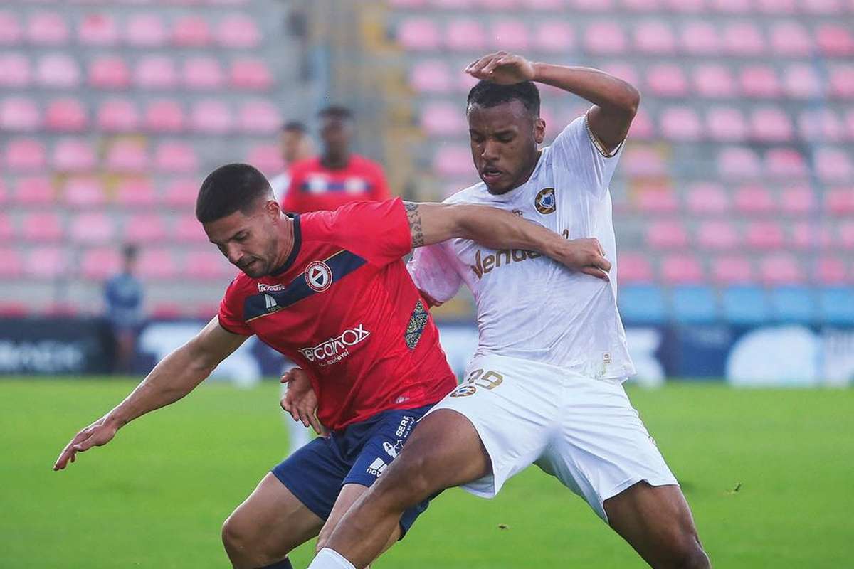 Liga 3: Varzim derrota Trofense que ficou reduzido a dez com penalti no acrescimo (0-1)