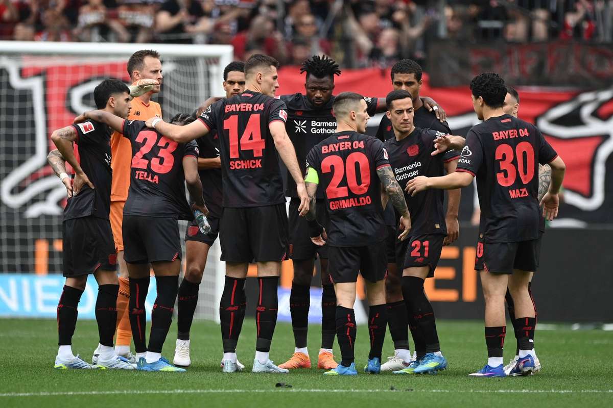 Zusammenhalt mit den Anhängern: Bayer Leverkusen vor entscheidender Phase