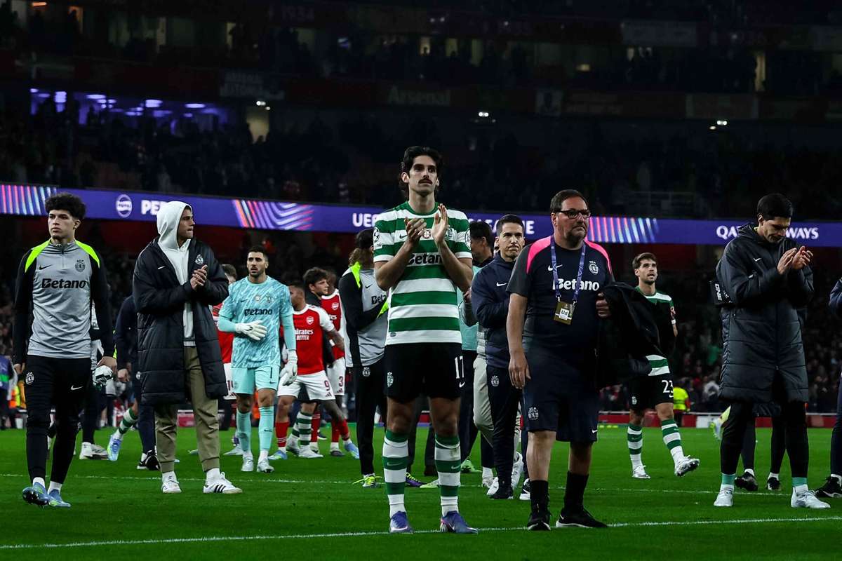 Peseiro afirma que eliminação na Champions não abala confiança do Sporting no dérbi com Benfica