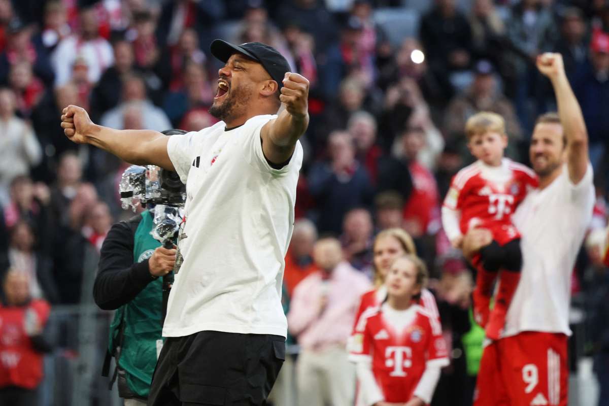 Bayern Munich Bundesliga winners postpone championship festivities in pursuit of treble