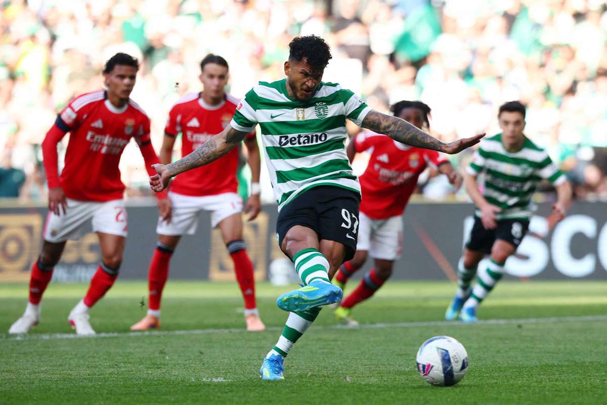 Suárez solicitou a palavra e expressou remorsos: "Aceito a responsabilidade pela falha no penalti"