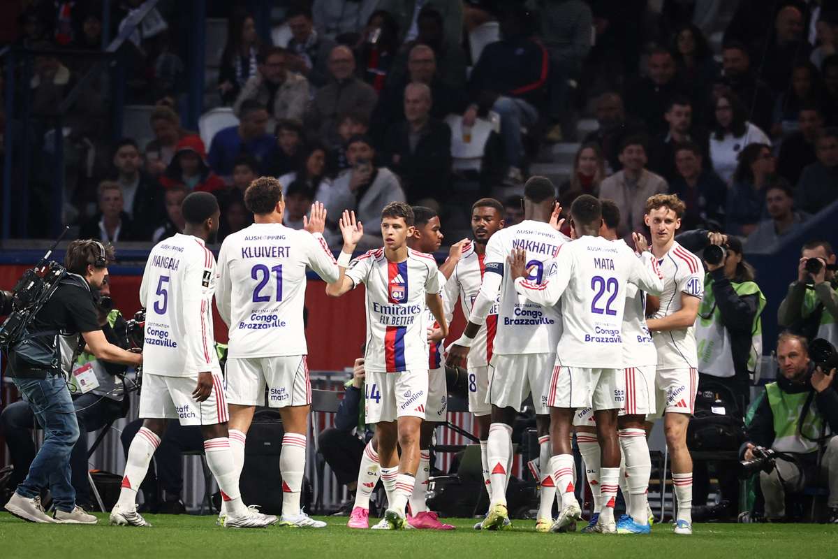 Lyon Hancurkan PSG untuk Ambil Kemenangan Krusial dalam Pengejaran Tiket Eropa dan Bangkitkan Lagi Persaingan Juara