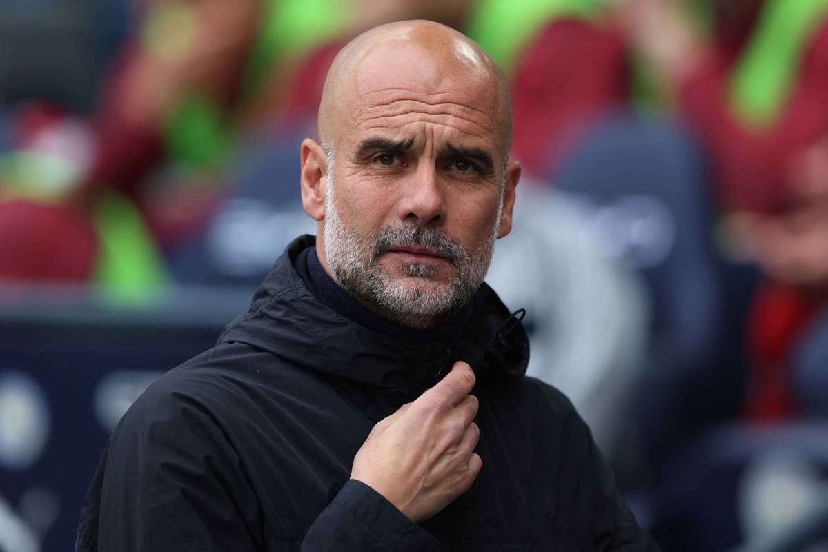 Guardiola declara que la pelea por el campeonato resulta más intensa mental y físicamente para el Manchester City