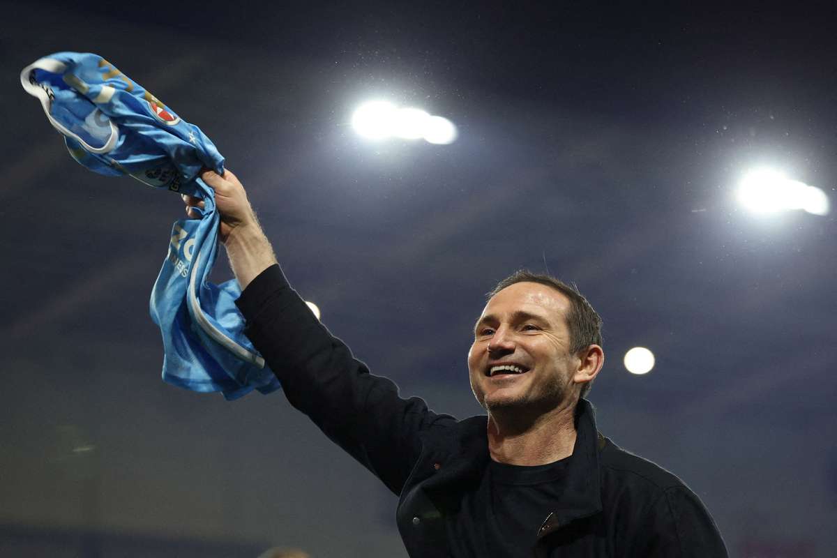 Coventry led by Frank Lampard clinch Championship crown, Wrexham surge back into playoff positions
