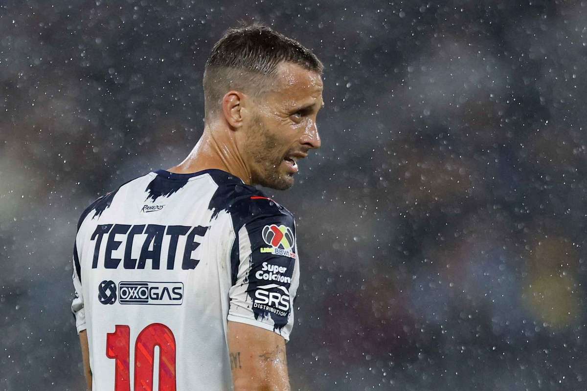 Canales abandona Rayados: ¿regresa el hijo pródigo a Santander?