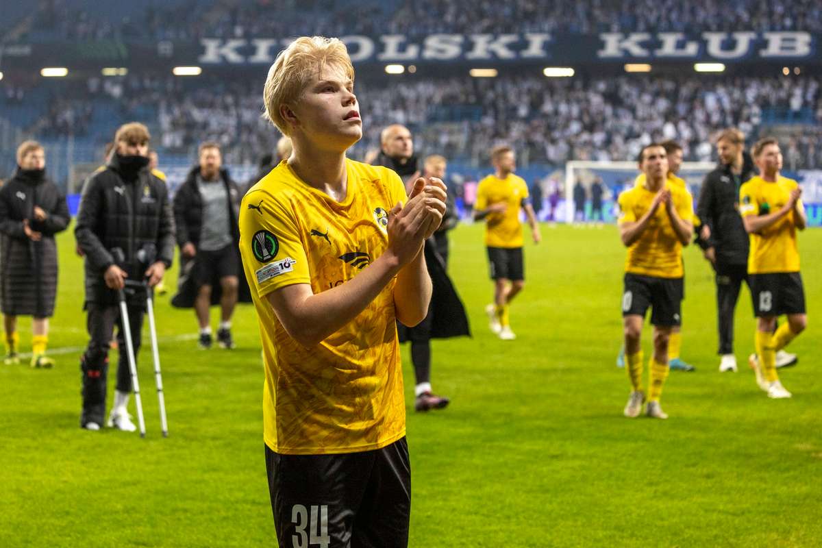 KuPS Edge Past AC Oulu to Claim Top Spot in Veikkausliiga Early Season Table