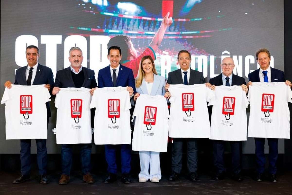 Governo pretende "manter imagem" do futebol e incentivar "respeito e integridade"