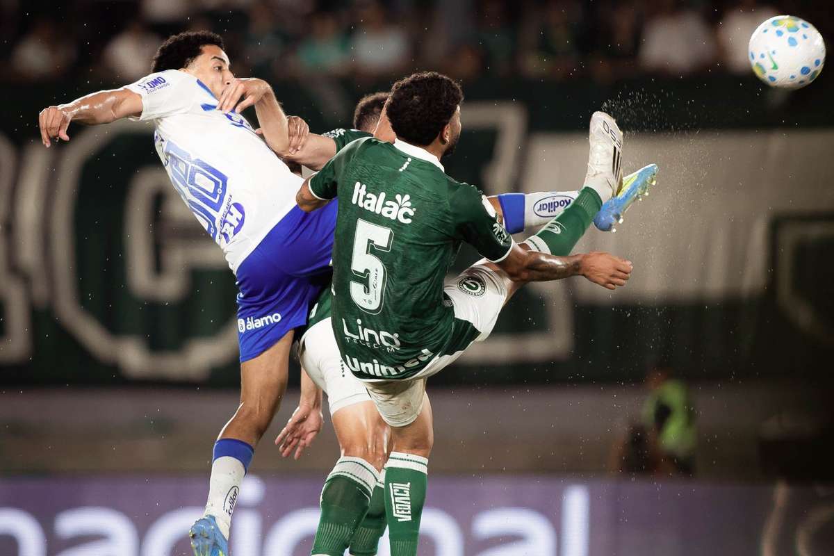 Taça do Brasil: Goiás empata com Cruzeiro de Artur Jorge (2-2)
