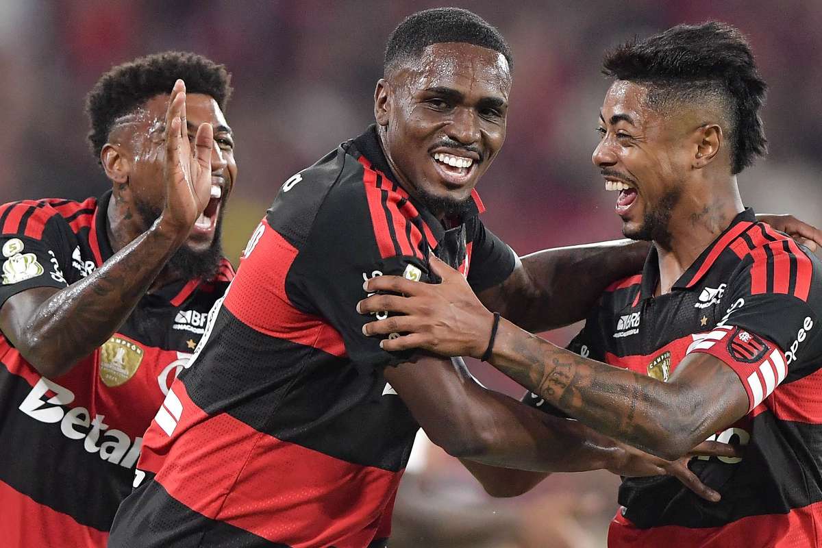 Taça do Brasil: Flamengo derrota Vitória e ganha vantagem na eliminatória (2-1)