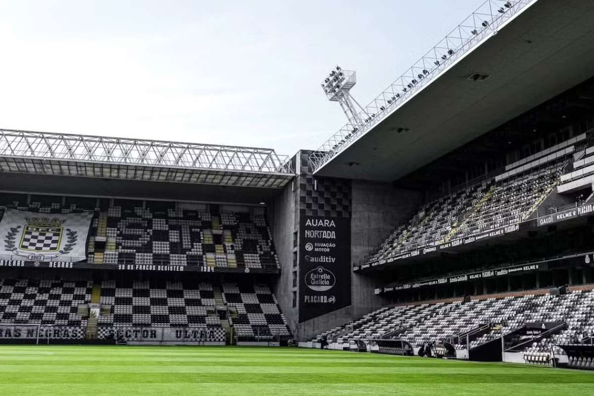 Sócios do Boavista solicitam assembleia geral extra para afastar a direção